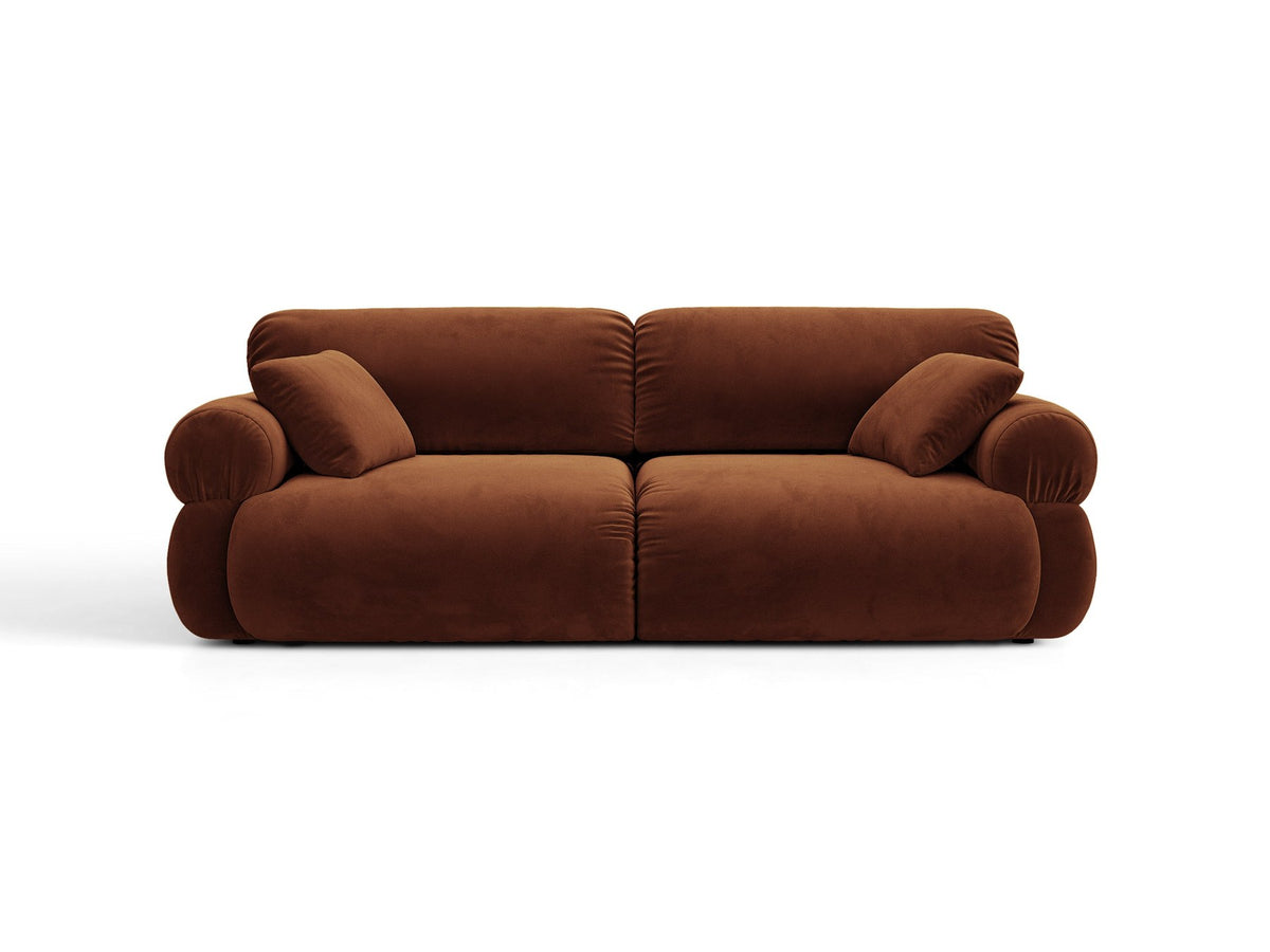 3er Sofa Ophelia von Micadoni in Beige mit Liberty Stoffbezug, niedriger Rückenlehne und schwarzen Kunststoffbeinen, modulare Bauweise sichtbar.