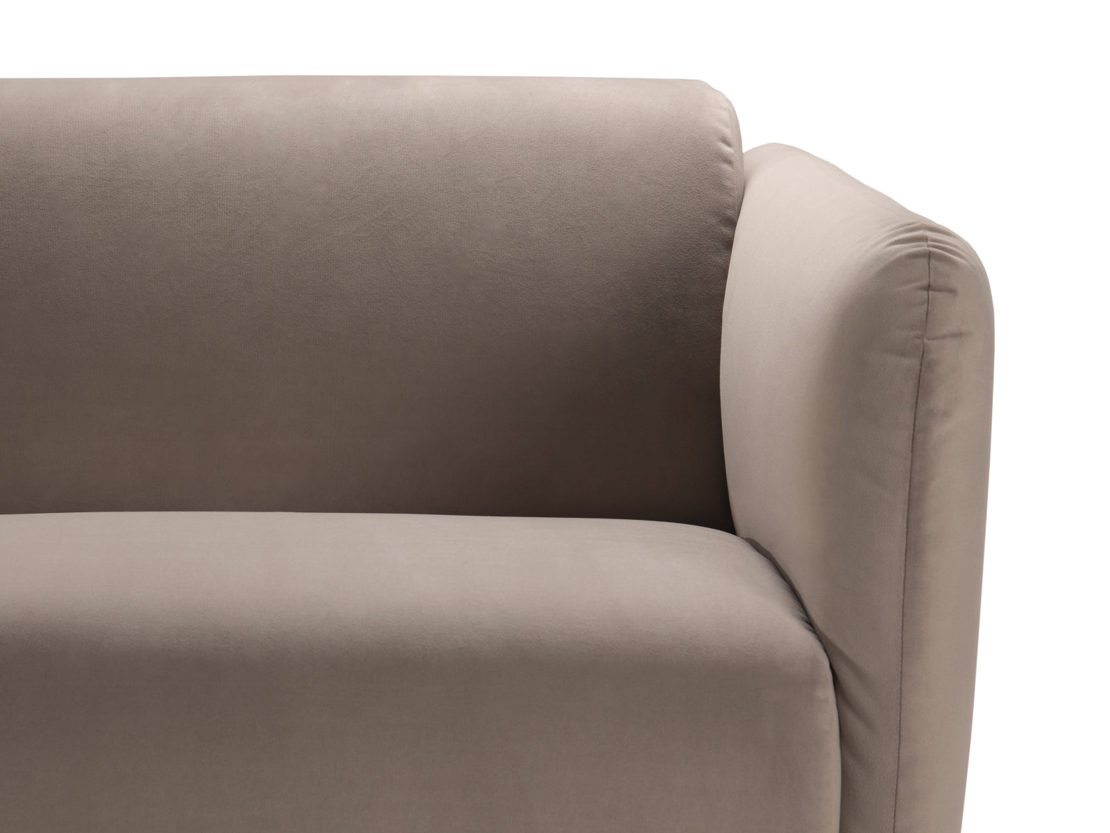 Entdecken Sie das stilvolle Noomi Velour Sofa 3 Sitzer von Micadoni – ideal für modernes Wohnen, vereint Komfort und Eleganz in Ihrem Wohnzimmer.