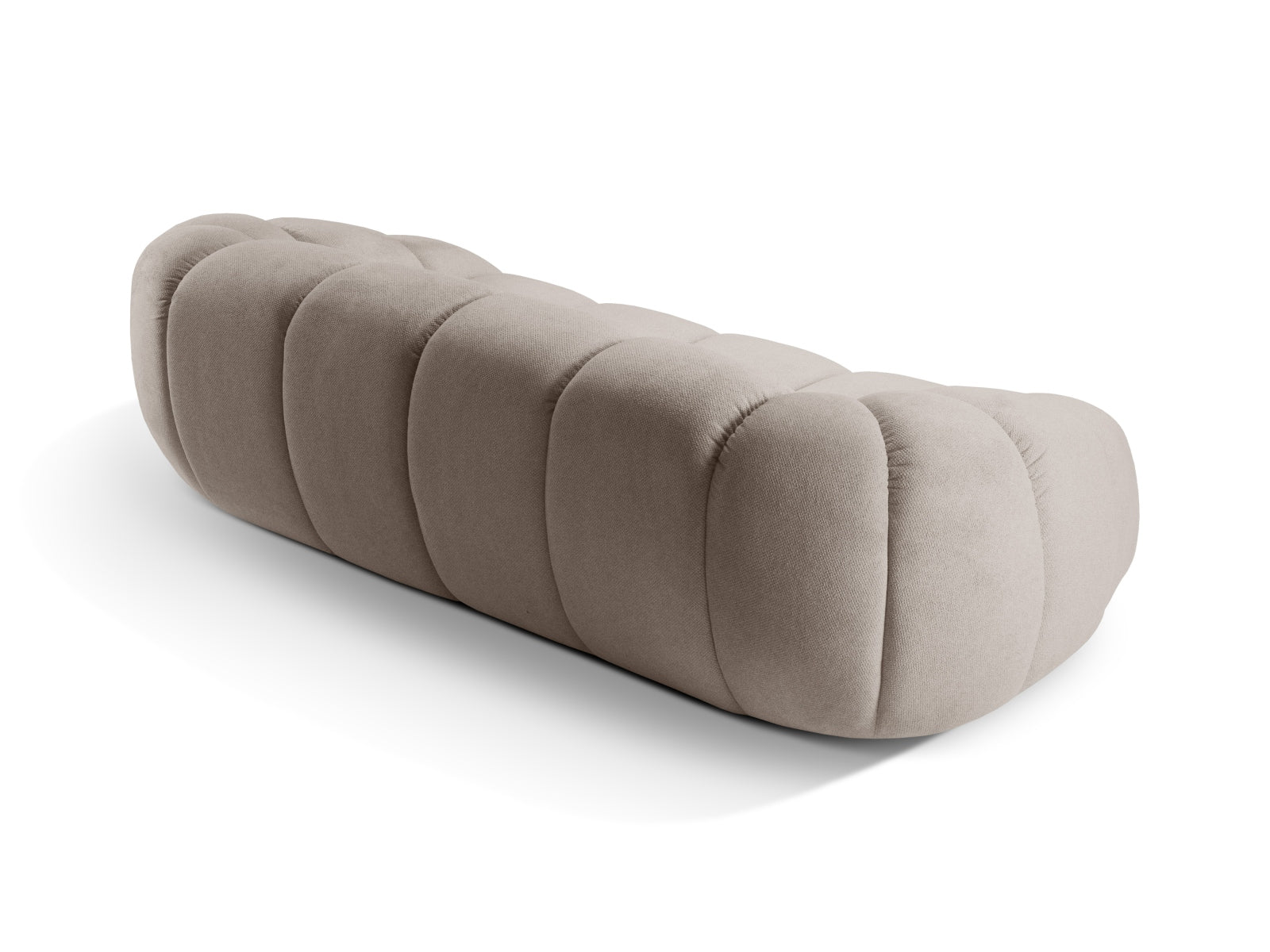 Elegantes 3-Sitzer Sofa "Diana" in edlem Dunkelbeige, ideal für stilvolle Wohnzimmer und entspannte Stunden mit Freunden und Familie.