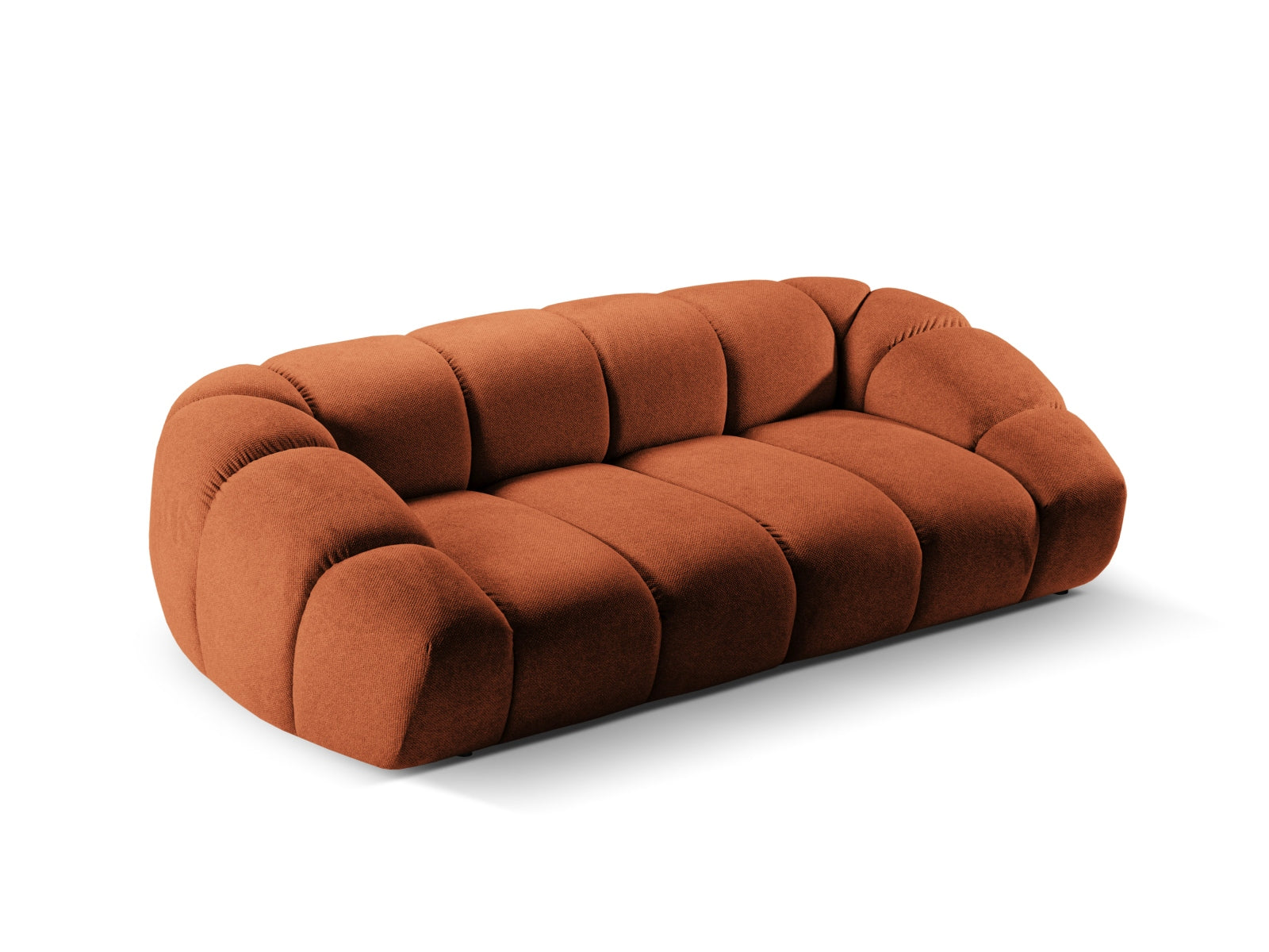 Elegantes 3-Sitzer Sofa "Diana" in warmem Terracotta, ideal für gemütliche Wohnzimmer und entspannte Stunden mit Freunden.