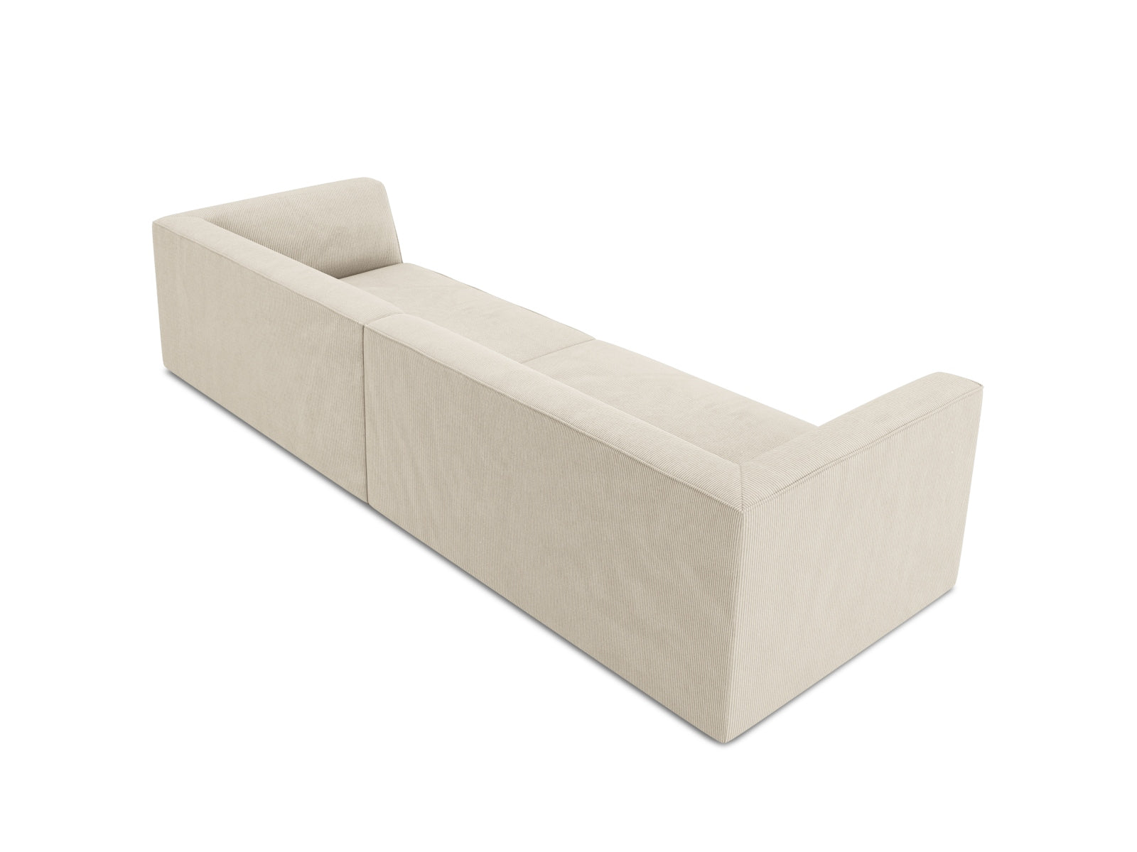 Stylisches Ruby 4-Sitzer Sofa in warmem Beige, perfekt für gemütliche Abende und stilvolle Einrichtung in jedem Zuhause.