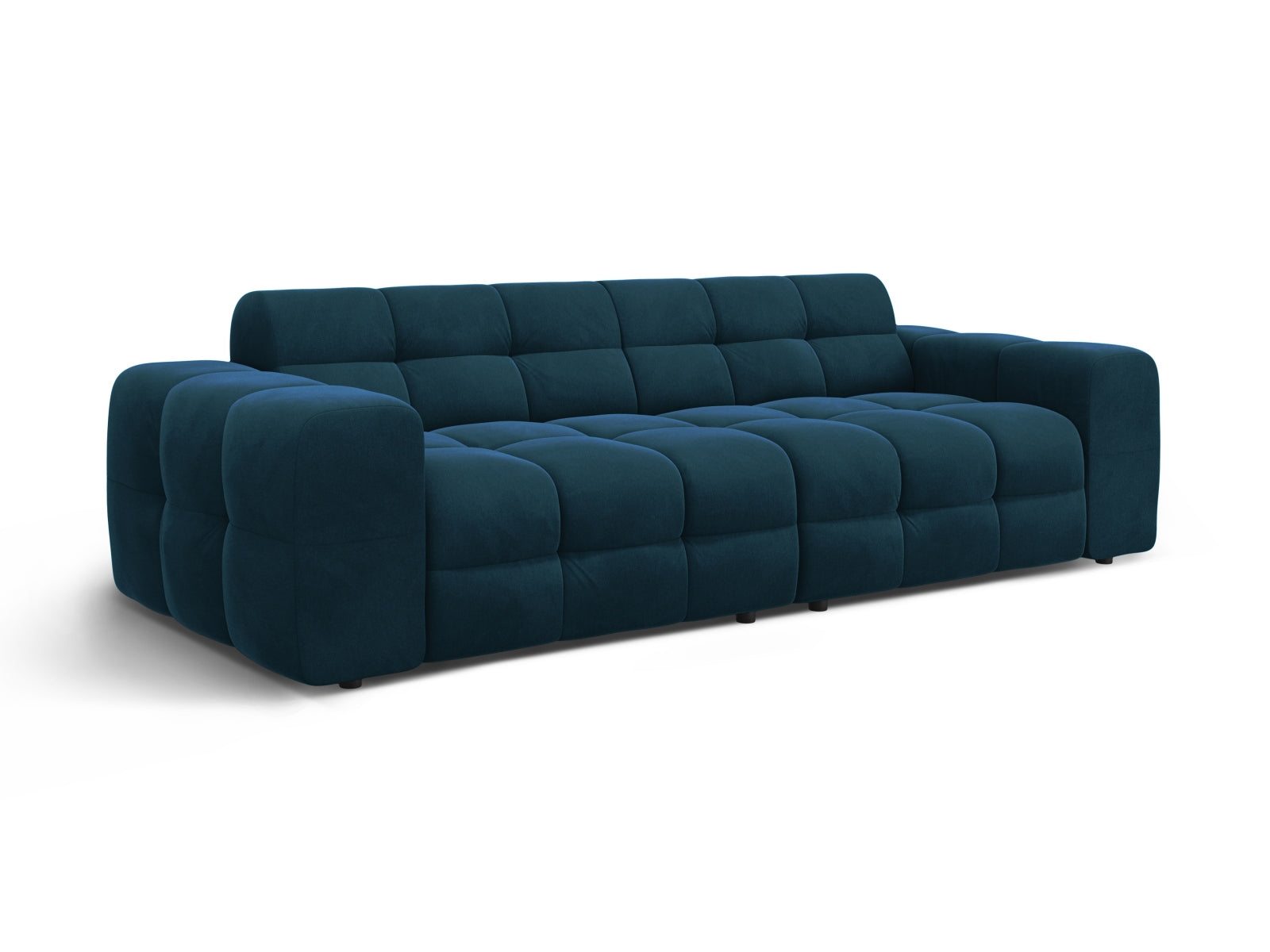 Luxuriöses Kendal Velour Sofa in tiefem Blau, 4-Sitzer von Micadoni, perfekt für moderne Wohnzimmer und entspannte Stunden.