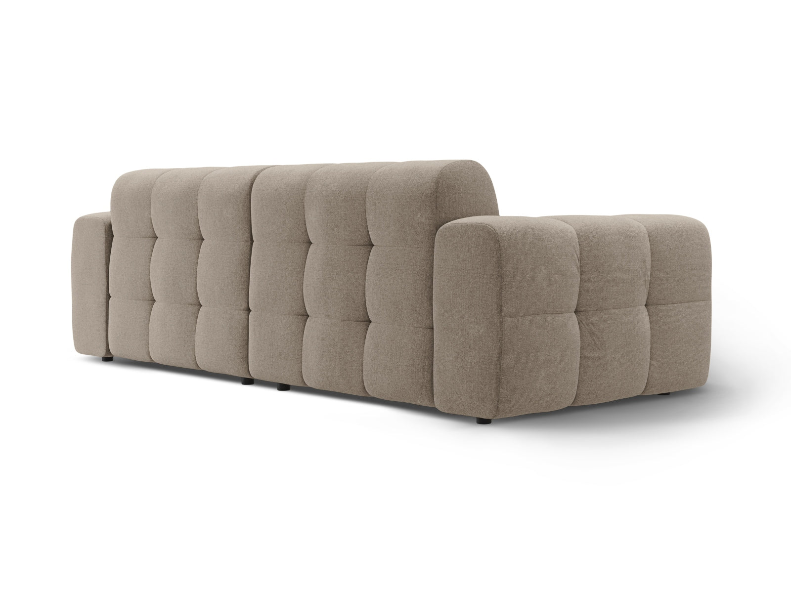 Elegantes Kendal 4-Sitzer Sofa in sanftem Dunkelbeige, ideal für stilvolle Wohnräume und gemütliche Abende, erhältlich bei Micadoni.