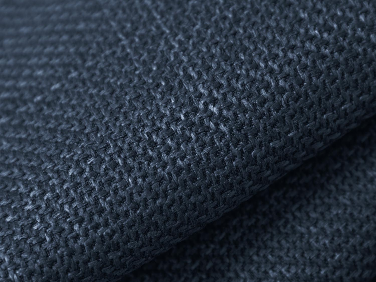 Stilvolles Kendal 4-Sitzer Sofa in tiefem Navy Blau, perfekt für entspannte Stunden und moderne Wohnräume.