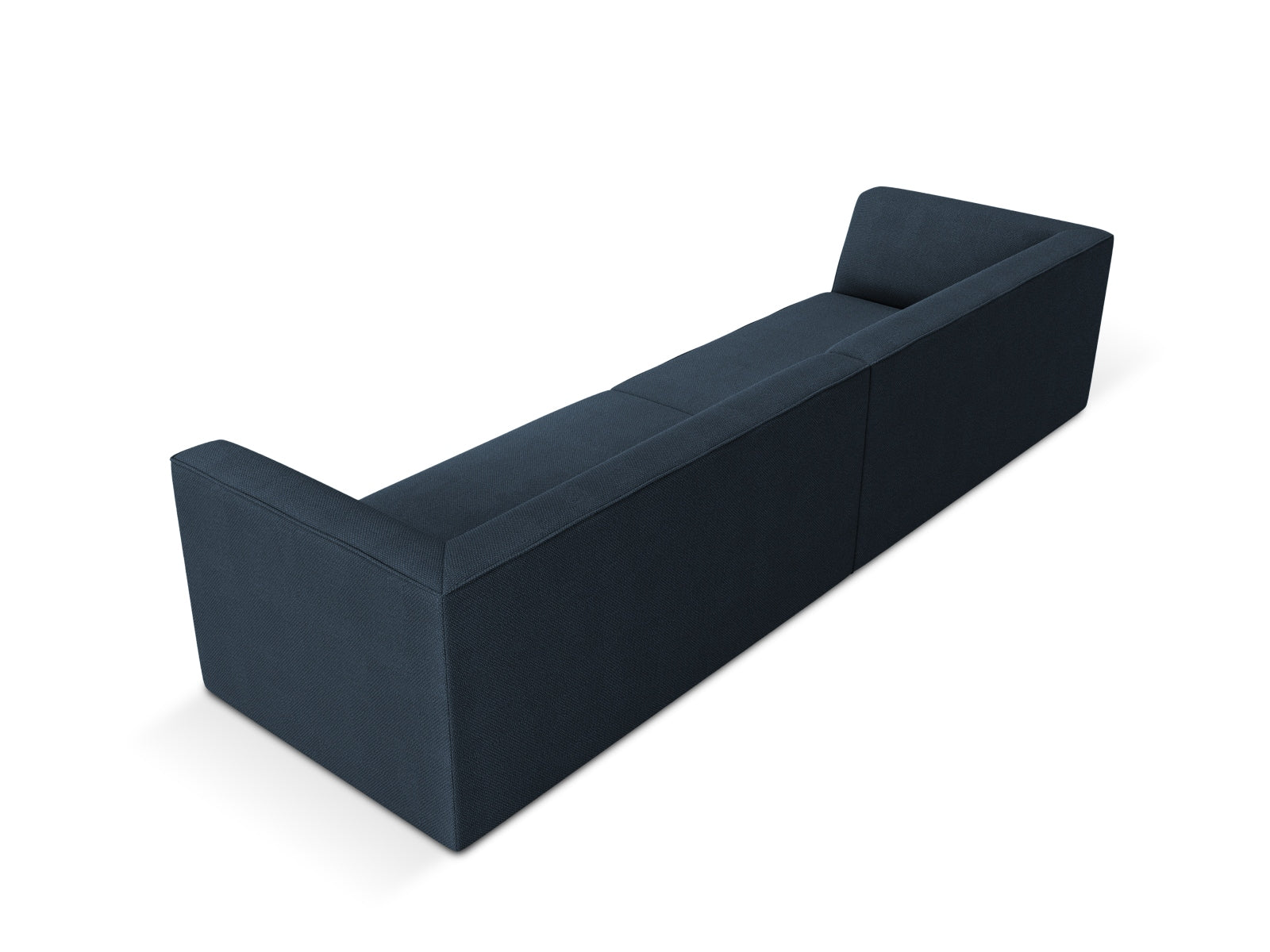 Elegantes 4-Sitzer Ruby Sofa von Micadoni, ideal für gesellige Abende. Hochwertige Materialien und modernes Design vereinen Komfort und Stil.
