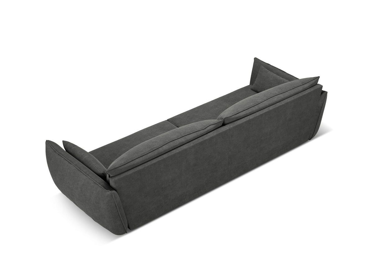 Kaelle Sofa 4 Sitzer in Dark Grey-Over The Horizon präsentiert im Onlineshop von KAQTU Design AG. 4er Sofa ist von Micadoni