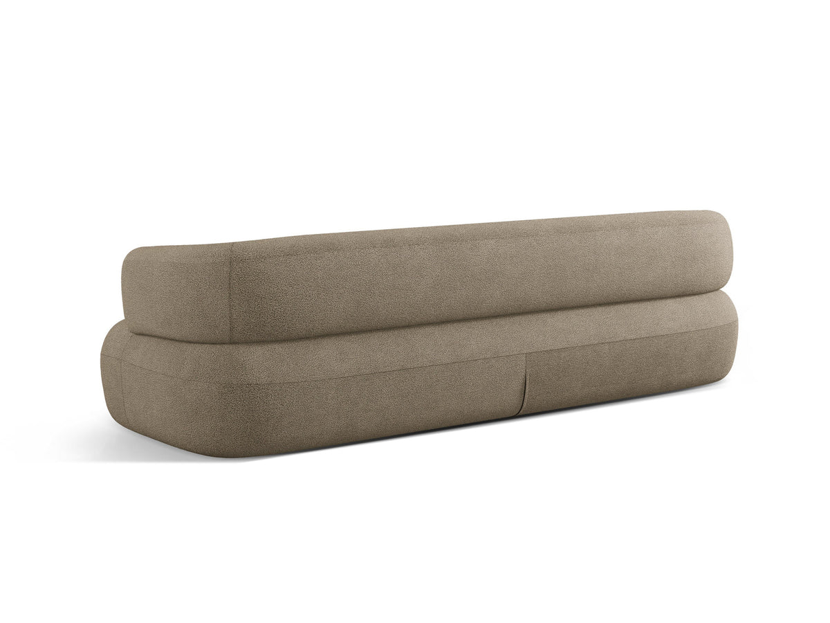 Jenny Boucle Sofa 4 Sitzer in Light Brown-Now or Never präsentiert im Onlineshop von KAQTU Design AG. 4er Sofa ist von Micadoni