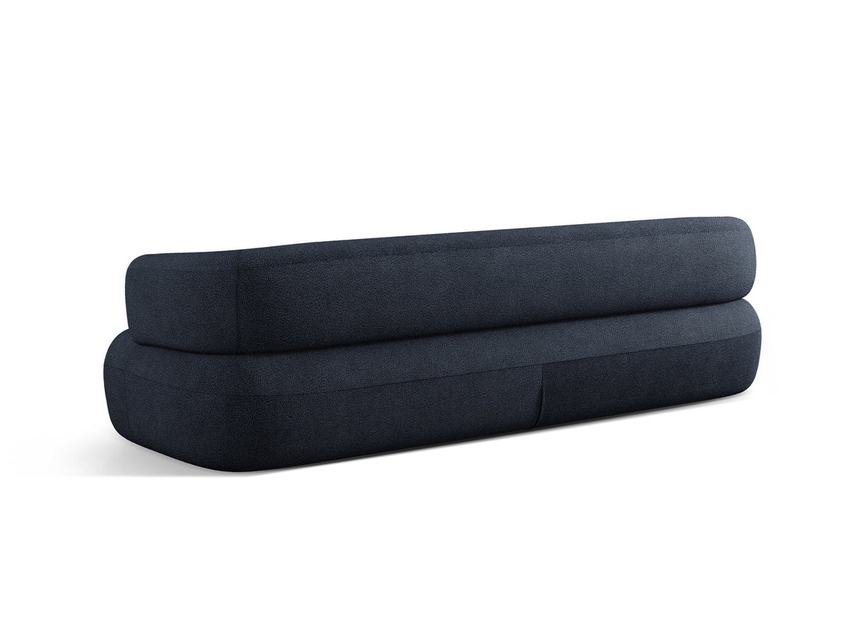 Jenny Boucle Sofa 4 Sitzer in Dark Blue-Now or Never präsentiert im Onlineshop von KAQTU Design AG. 4er Sofa ist von Micadoni