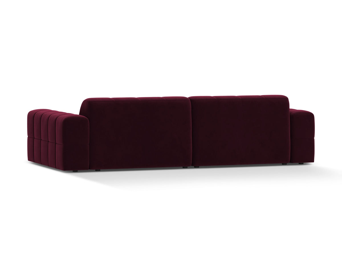 Beigefarbenes 4er Sofa Jennifer von Micadoni mit Samt-ähnlichem Bluvel-Stoff, schwarzen Kunststoffbeinen und gerader Rückenlehne.