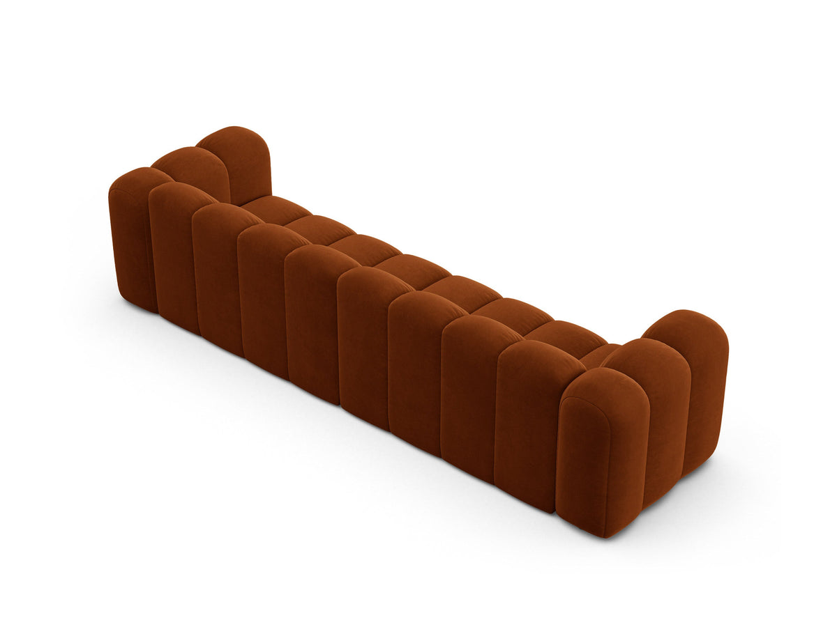 Lupine Velour modulares Sofa 4 Sitzer in Terracotta-Salvador präsentiert im Onlineshop von KAQTU Design AG. 4er Sofa ist von Micadoni