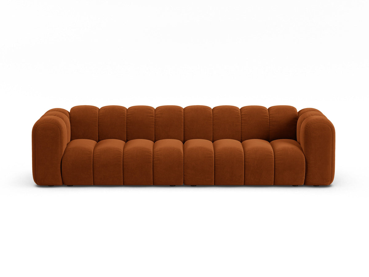 Lupine Velour modulares Sofa 4 Sitzer in Terracotta-Salvador präsentiert im Onlineshop von KAQTU Design AG. 4er Sofa ist von Micadoni