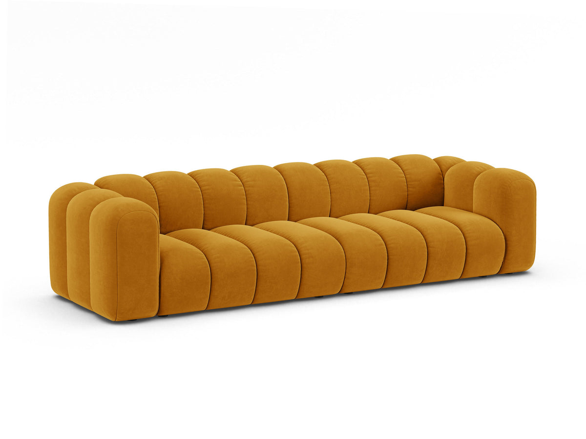 Lupine Velour modulares Sofa 4 Sitzer in Yellow-Salvador präsentiert im Onlineshop von KAQTU Design AG. 4er Sofa ist von Micadoni