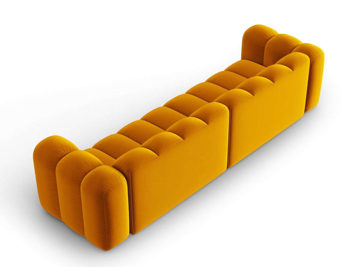 Lupine Velour modulares Sofa 4 Sitzer in Yellow-Salvador präsentiert im Onlineshop von KAQTU Design AG. 3er Sofa ist von Micadoni
