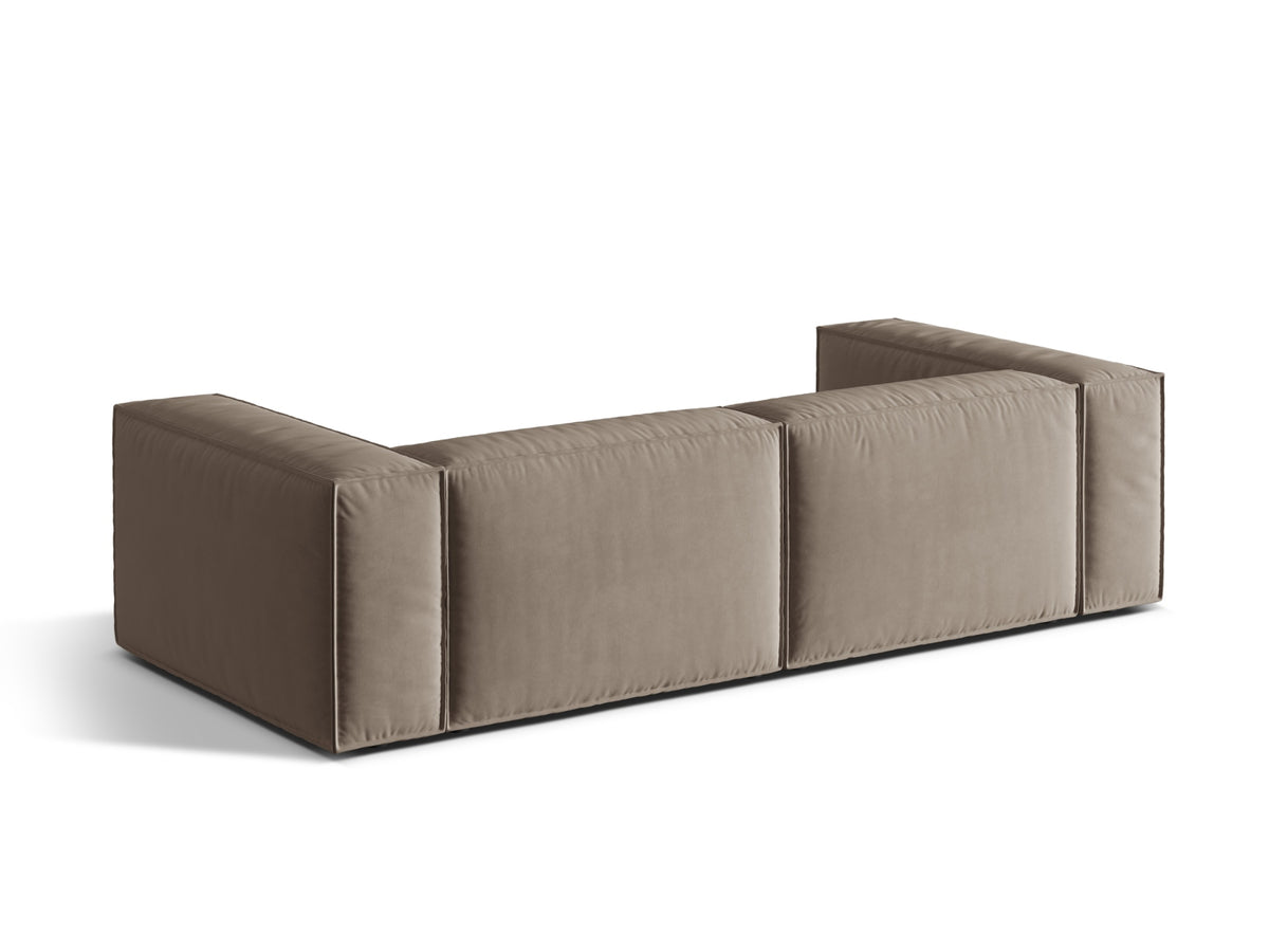 Nuria Velour Sofa 4 Sitzer in Warm grey-Paris präsentiert im Onlineshop von KAQTU Design AG. 4er Sofa ist von Micadoni