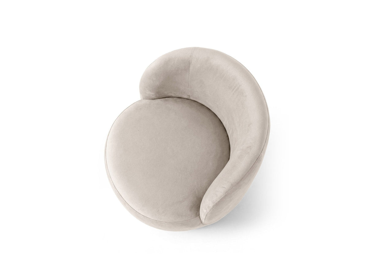 Terrakottafarbener Amalta Armsessel von Micadoni mit Stoffbezug aus der Kollektion Salvador und Beinen aus Stahl, kompakte Sitzform.