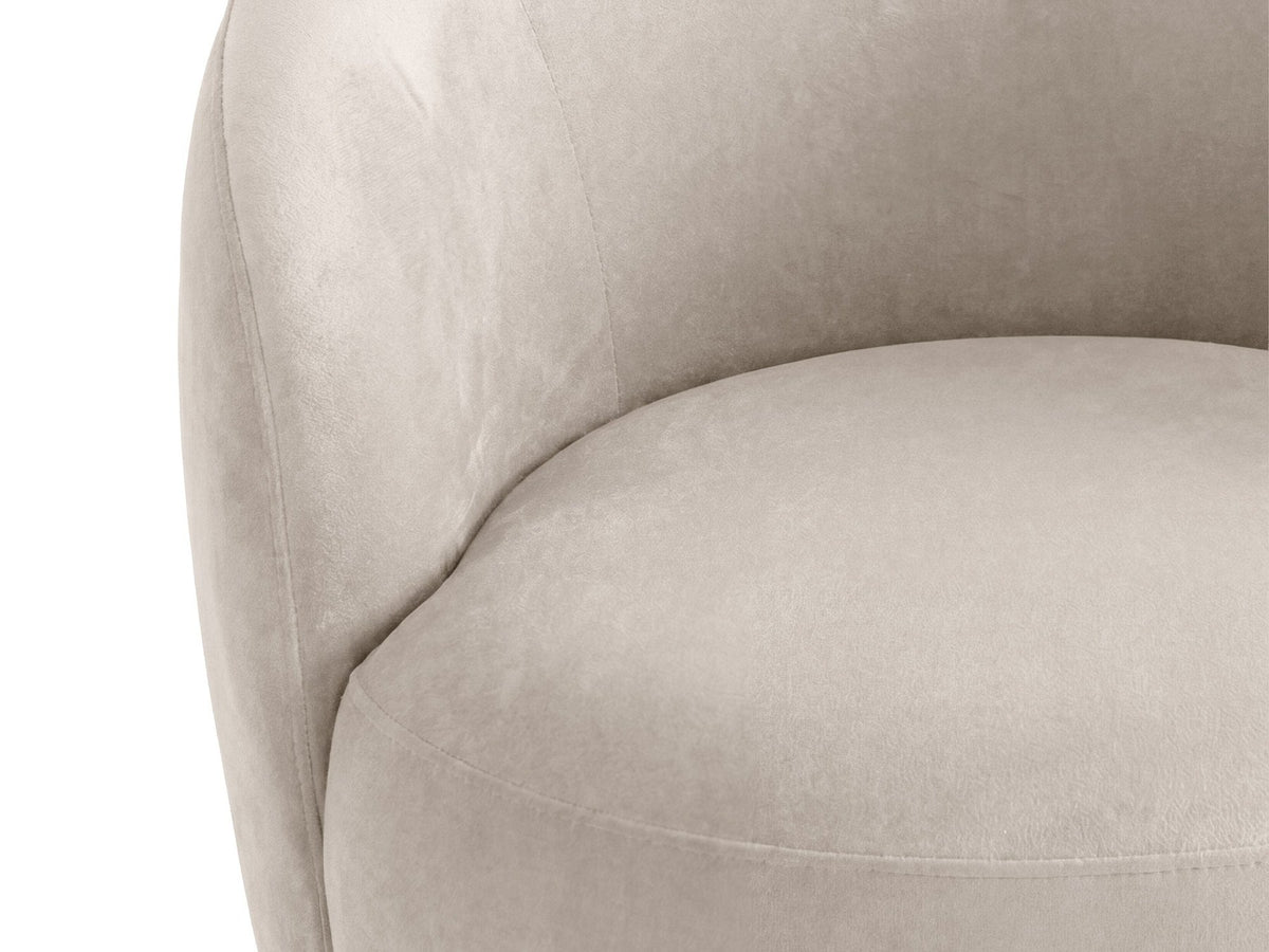 Terrakottafarbener Amalta Armsessel von Micadoni mit Stoffbezug aus der Kollektion Salvador und Beinen aus Stahl, kompakte Sitzform.