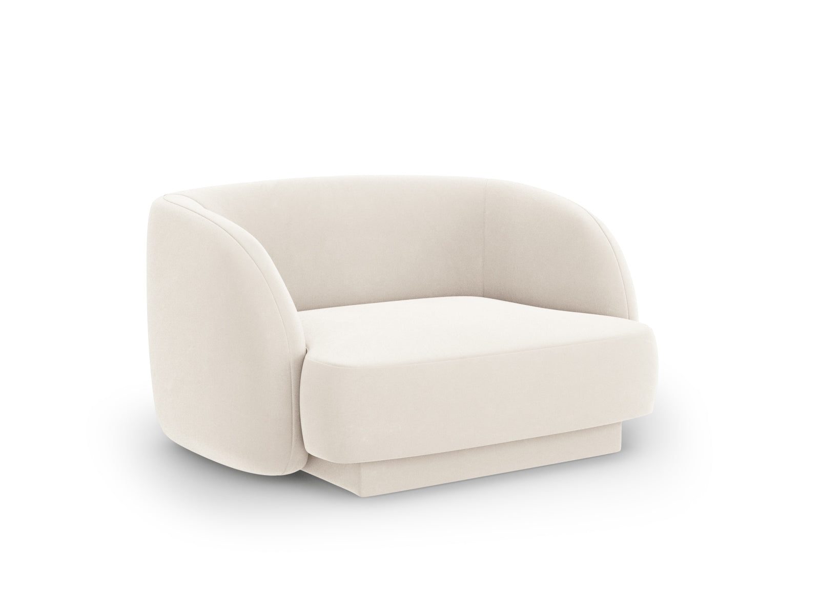 Eleganter Miley Velour Sessel in sanftem Beige, ideal für stilvolle Wohnräume. Hochwertige Verarbeitung von Micadoni.