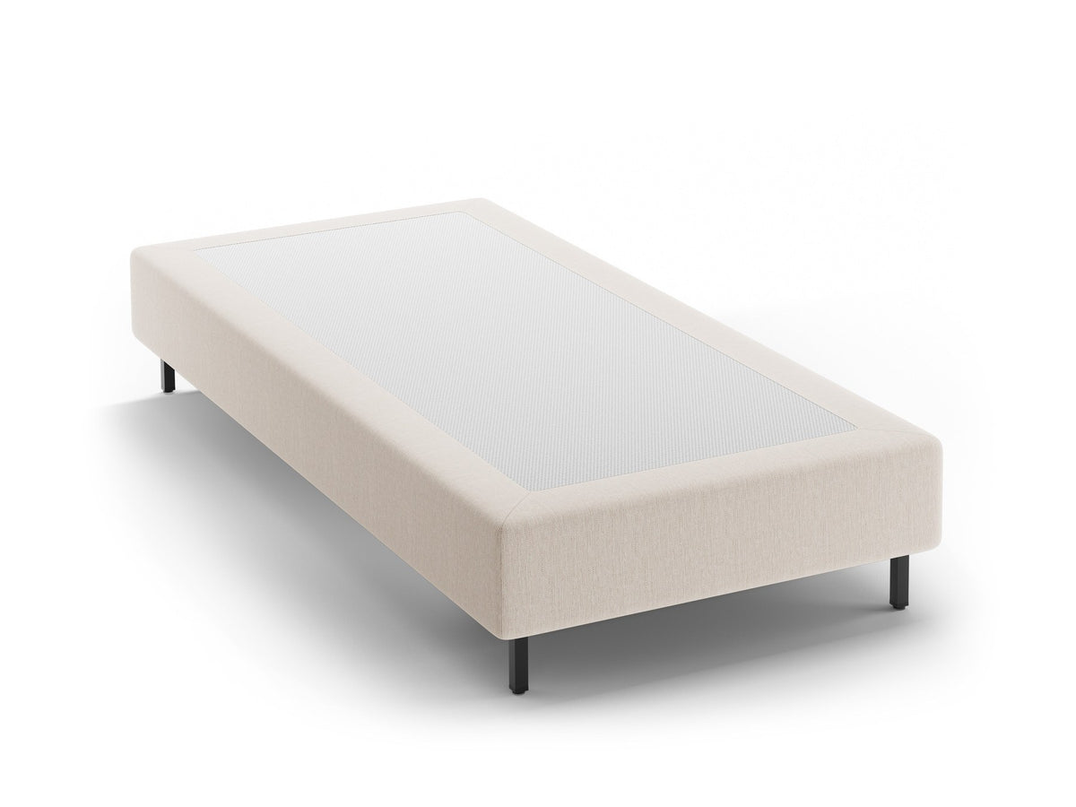 Whale Bettgestell von Micadoni in leichtem Beige mit Chenille-Bezug Eden, schwarzen Metallbeinen und schlichter, rechteckiger Form ohne Kopfteil.
