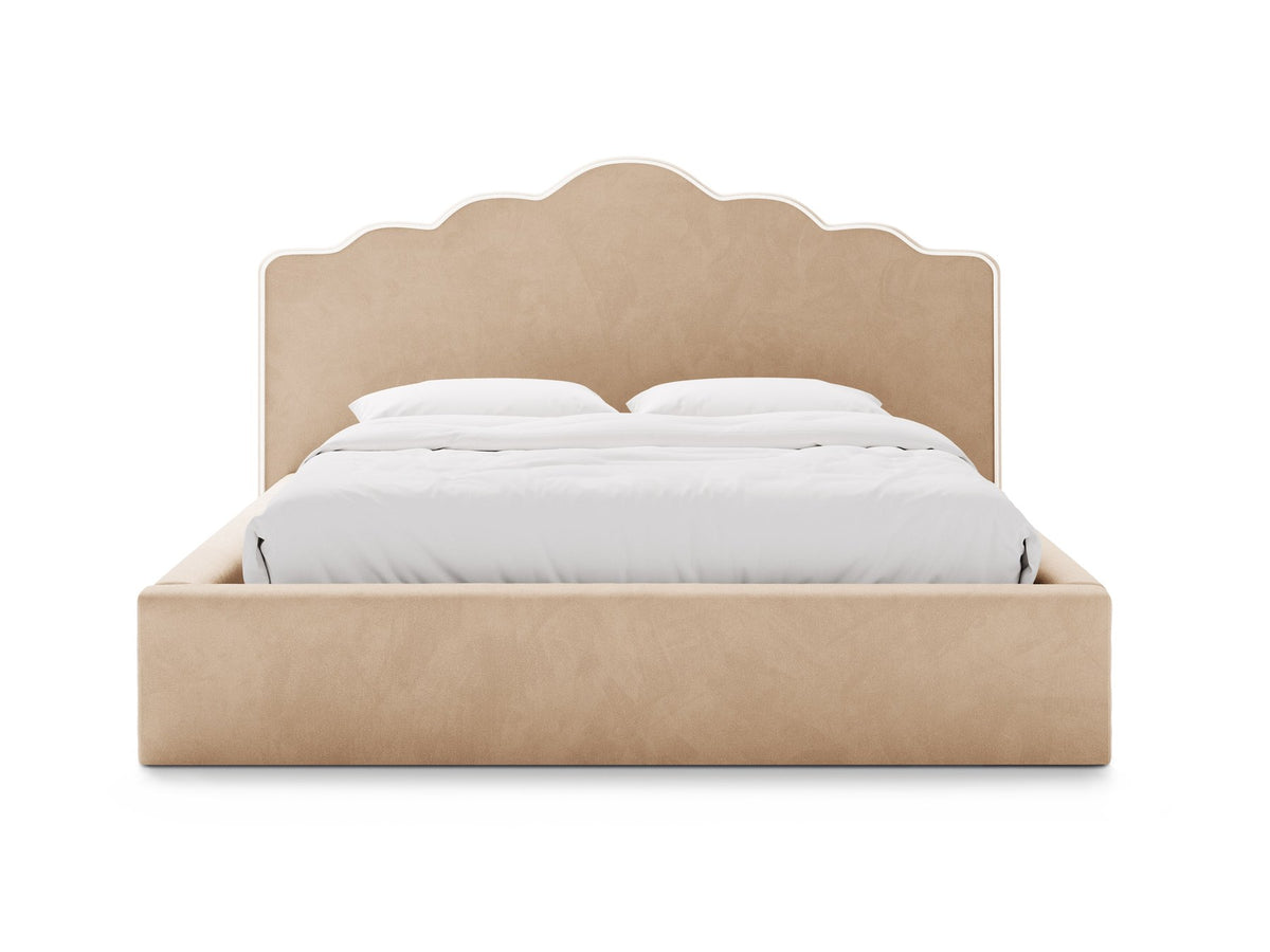 Samtbett Dream von Micadoni in Elfenbein mit hohem gepolstertem Kopfteil, Bettkasten und Beinen aus Polypropylen.