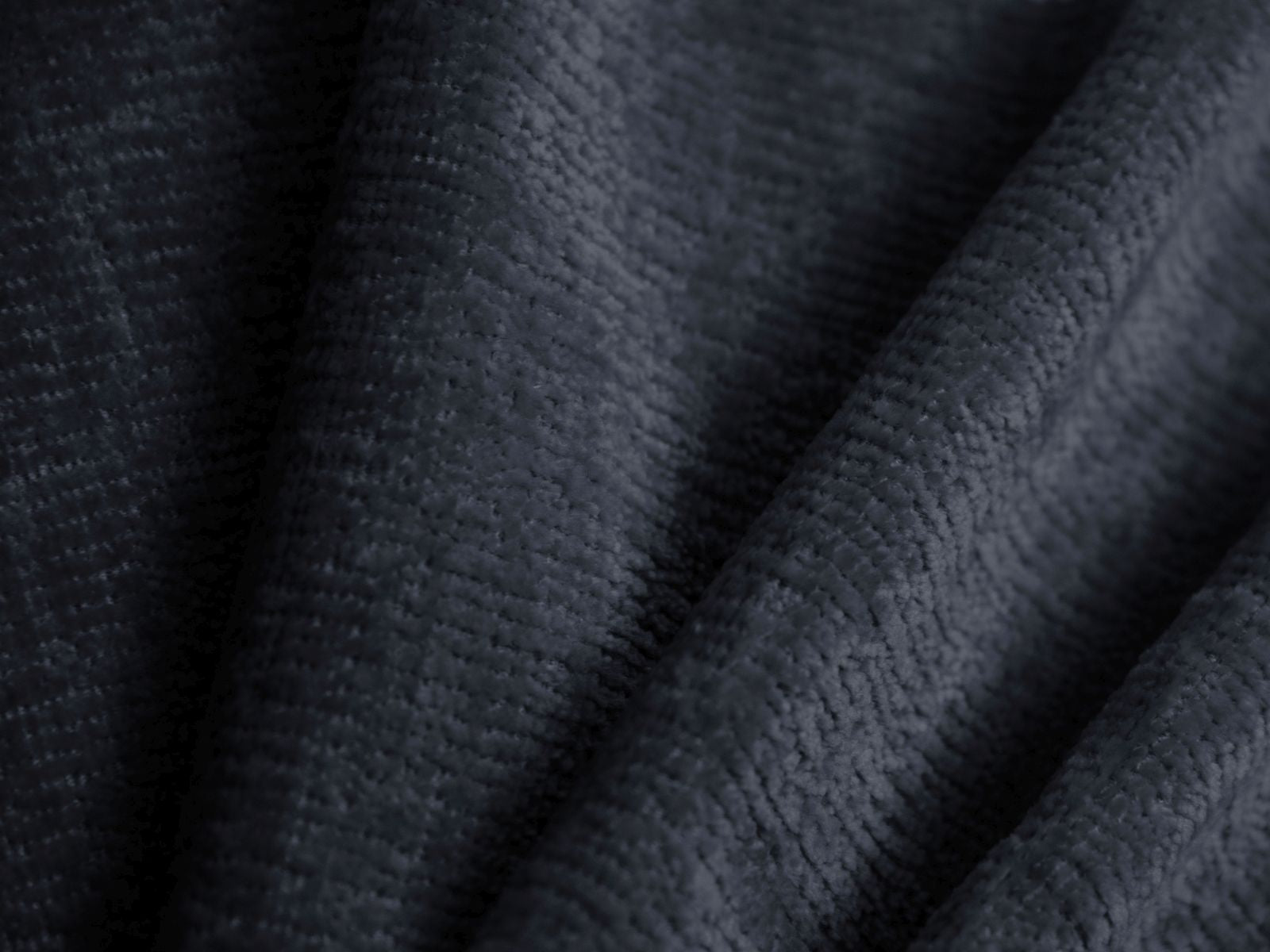 Stilvolles Ovalo Bett in tiefem Blau, 140 cm, mit praktischem Stauraum und geschmackvollem Kopfteil für zeitgemäße Schlafzimmergestaltung.