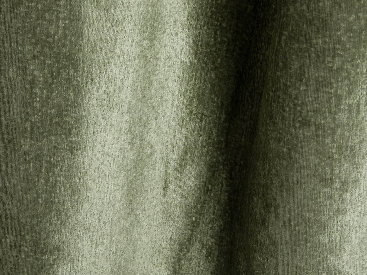 Lupine Bett mit Stauraum und Headboard 140cm in Light Green-Loris präsentiert im Onlineshop von KAQTU Design AG. Bett ist von Micadoni