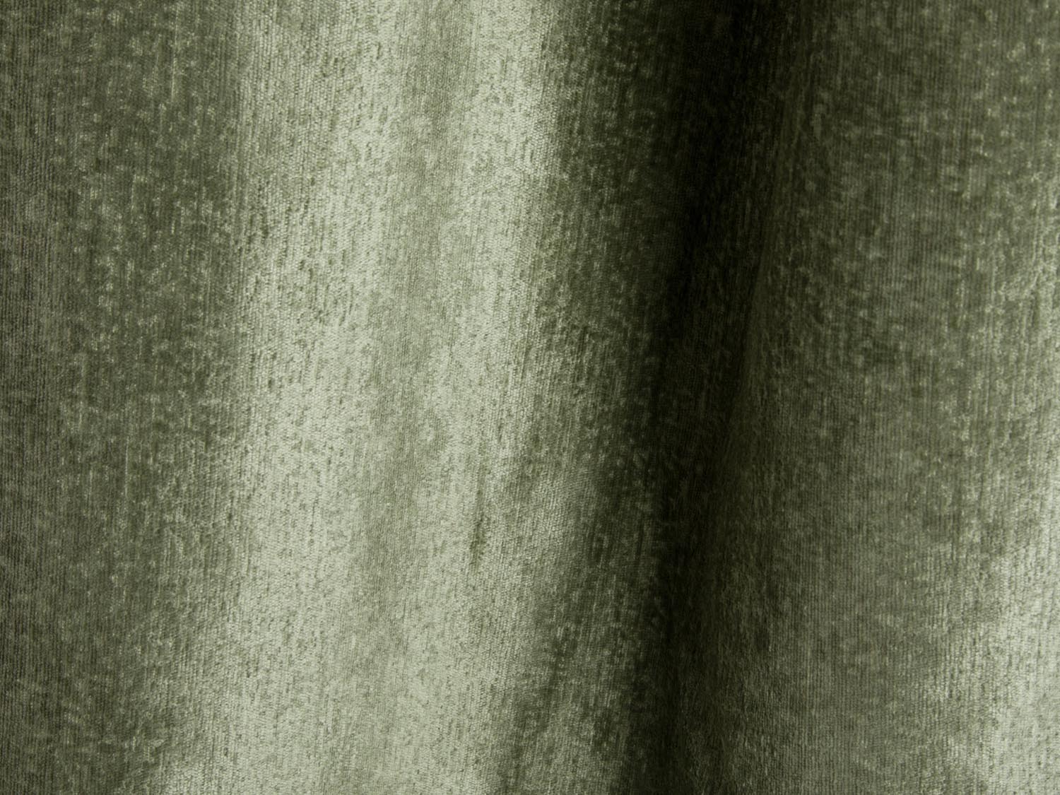 Stylisches Lupine Bett in sanftem Grün, ideal für moderne Schlafzimmer, bietet zusätzlichen Stauraum und ein ansprechendes Kopfteil.