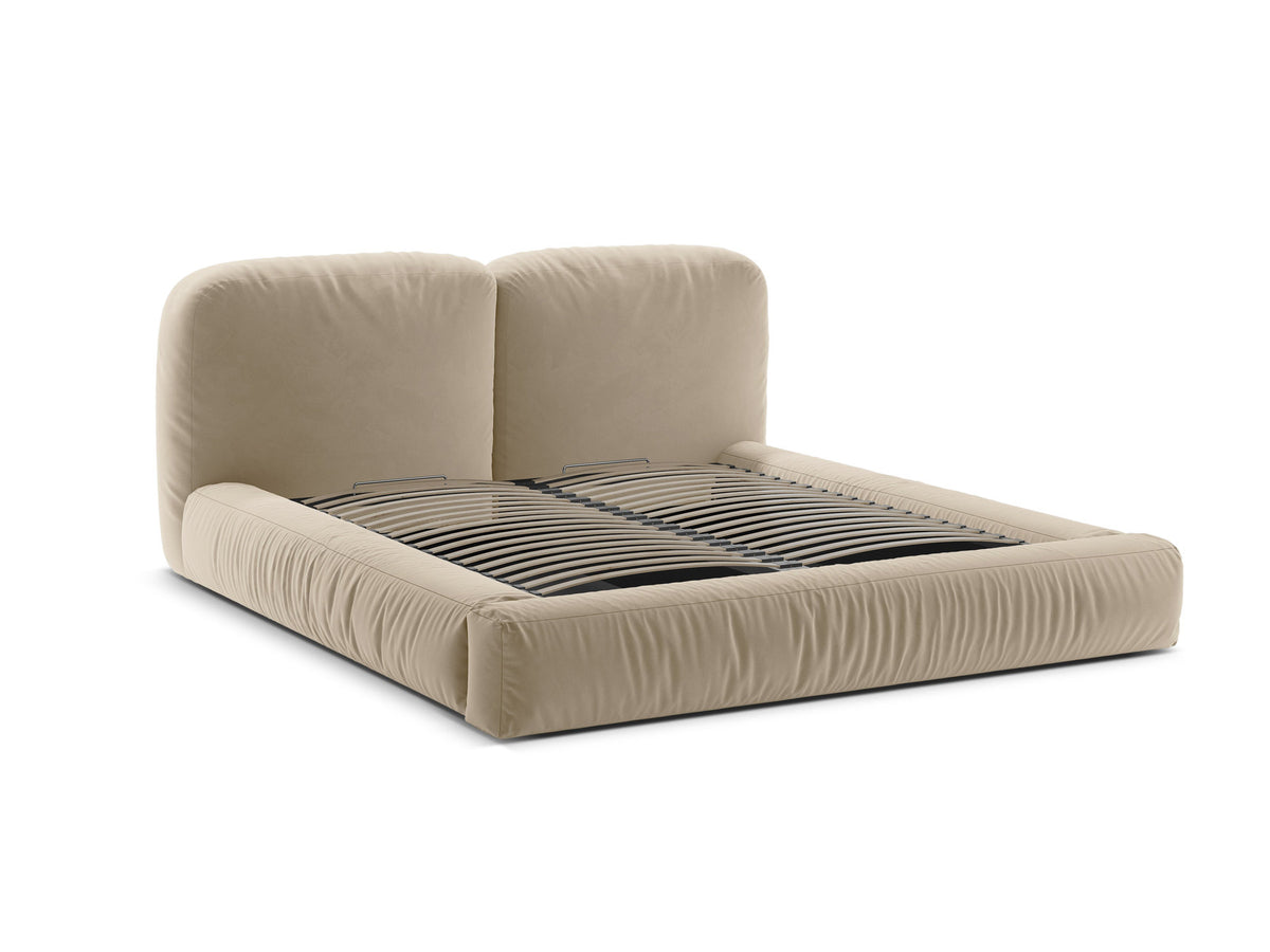 Martina Bett mit Stauraum mit Kopfteil 180cm in Light Beige-Vogue präsentiert im Onlineshop von KAQTU Design AG. Bett ist von Micadoni