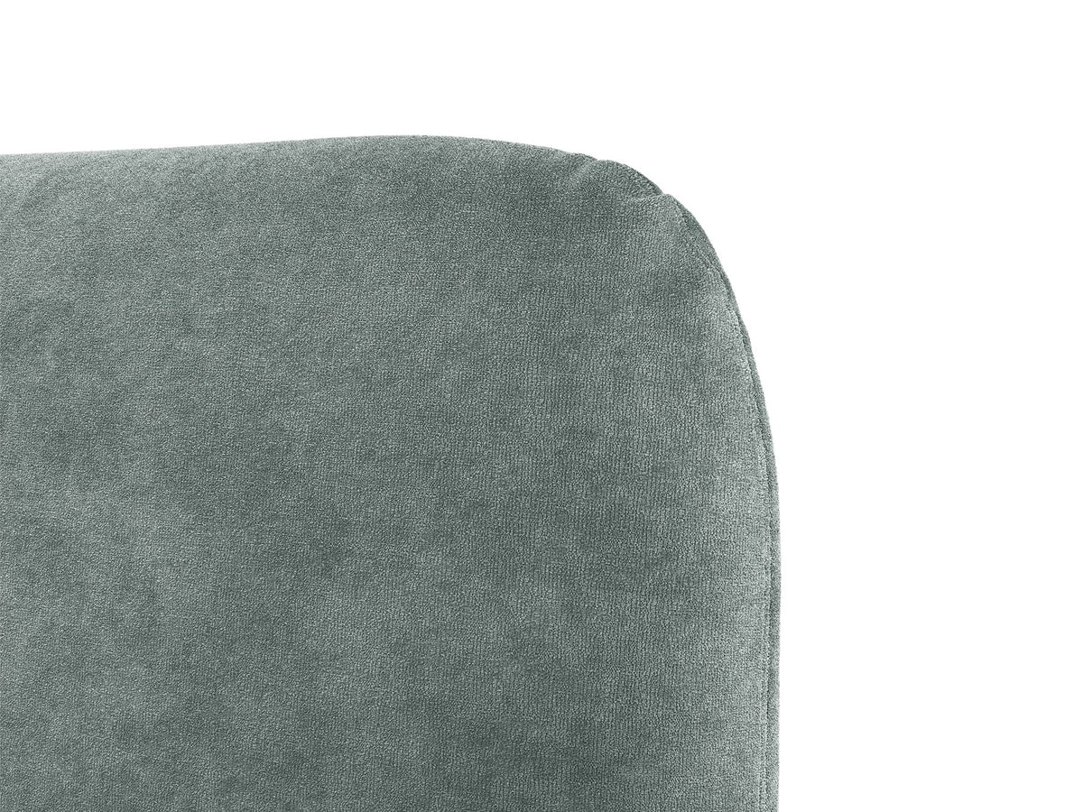 Foto des Vera Betts mit gepolstertem, abgerundetem Kopfteil in leichtem Beige, Chenille-Stoff, Holzbeinen und Doppelbett-Rahmen.