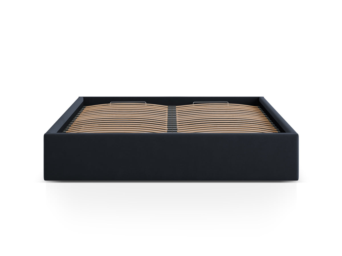 Susan Bett mit Stauraum 180cm in Dark Blue-Bluvel präsentiert im Onlineshop von KAQTU Design AG. Bett ist von Micadoni