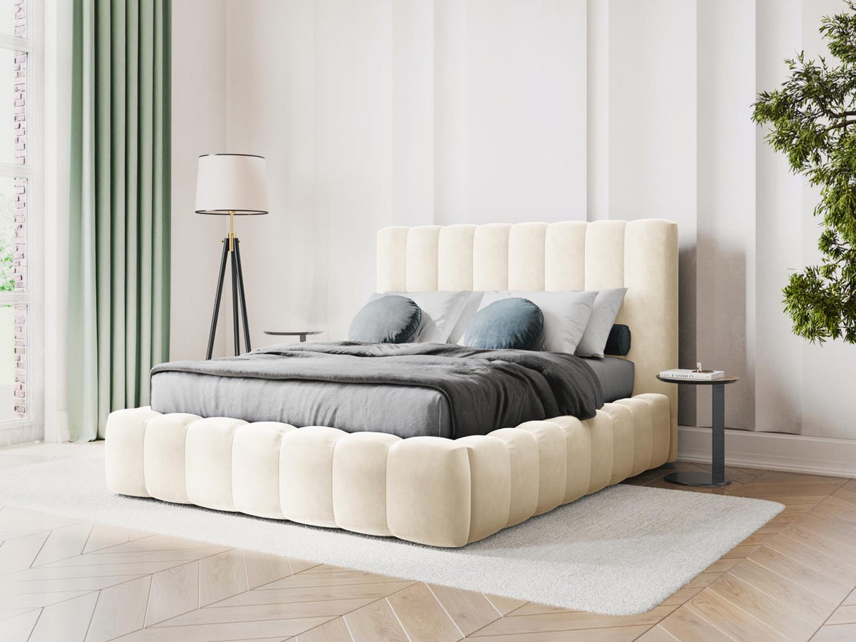Kelp Bett mit Stauraum und Headboard 200cm in Light Beige-Bluvel präsentiert im Onlineshop von KAQTU Design AG. Bett ist von Micadoni