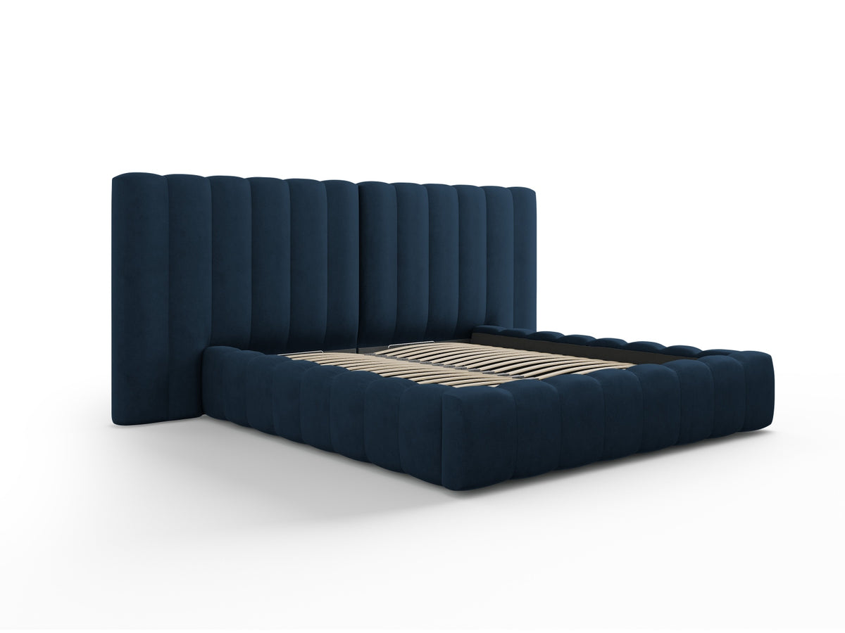 Kelp Bett mit Stauraum und doppeltem Headboard 140cm in Royal Blue-Moly präsentiert im Onlineshop von KAQTU Design AG. Bett ist von Micadoni