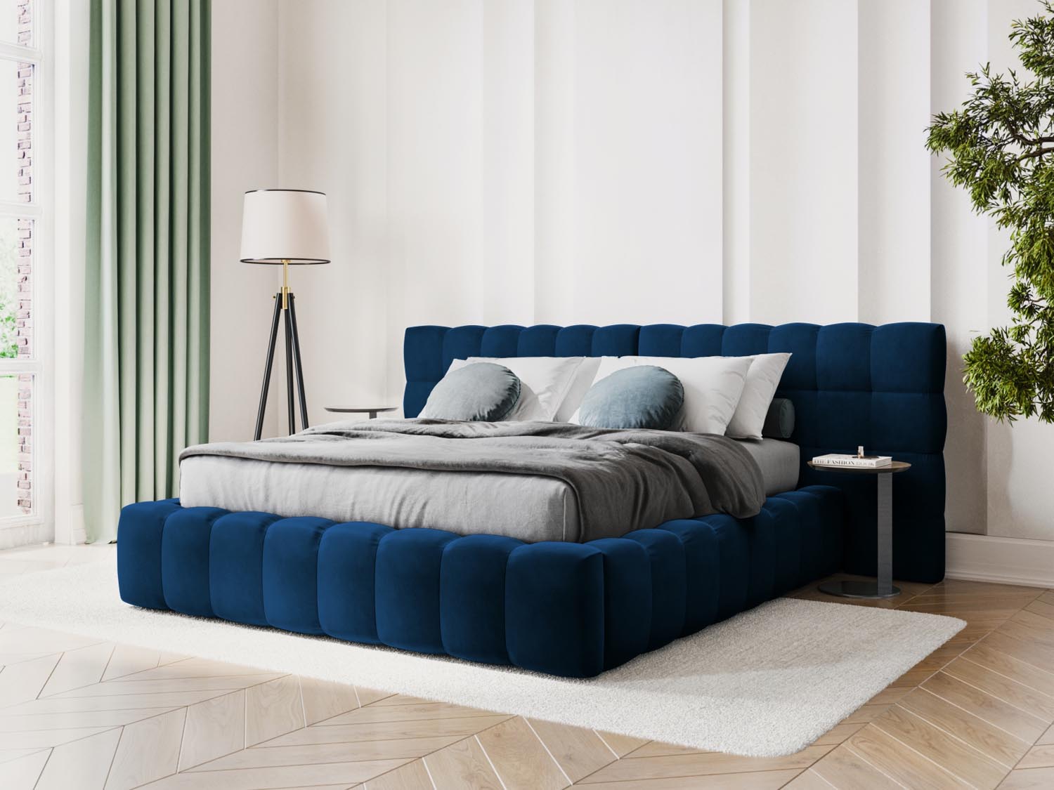 Elegantes Mamaia Boucle Bett in Royal Blue mit praktischem Stauraum und doppeltem Headboard, ideal für stilvolle Schlafzimmer.