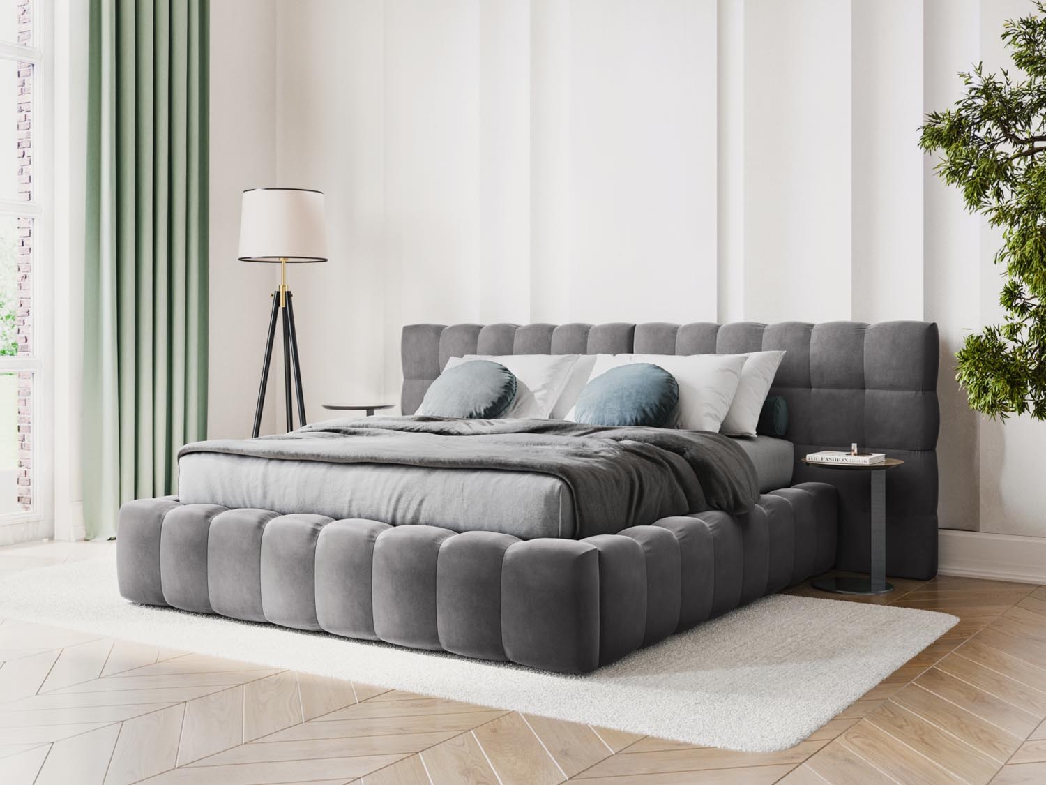 Elegantes Mamaia Boucle Bett in Grau/Schwarz-Bluvel mit praktischem Stauraum und doppeltem Kopfteil, ideal für stilvolle Schlafzimmer.