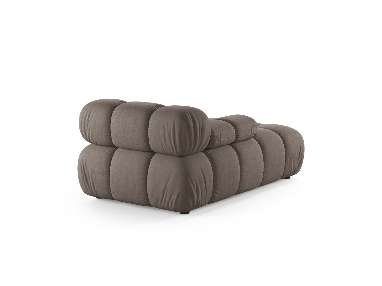 Elegante linke Chaise Longue Bellis in luxuriösem Cappuccino-Liberty, ideal für moderne Wohnkonzepte und entspannende Momente.