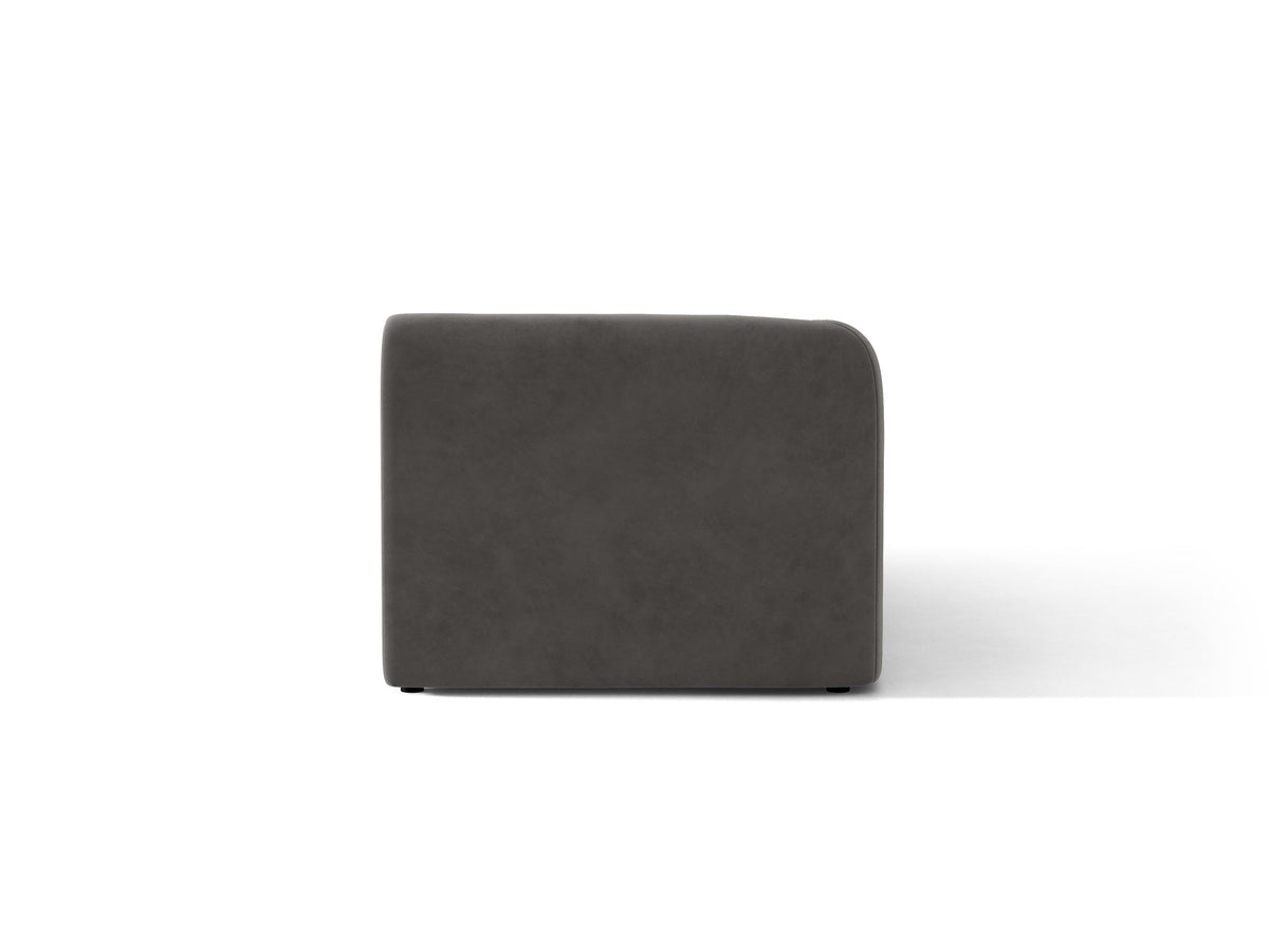 Chaiselongue Miley von Micadoni in Dunkelbeige mit Bluvel-Stoffbezug, schwarzen Kunststoffbeinen und niedriger Rückenlehne, modulares Sofa-Element.