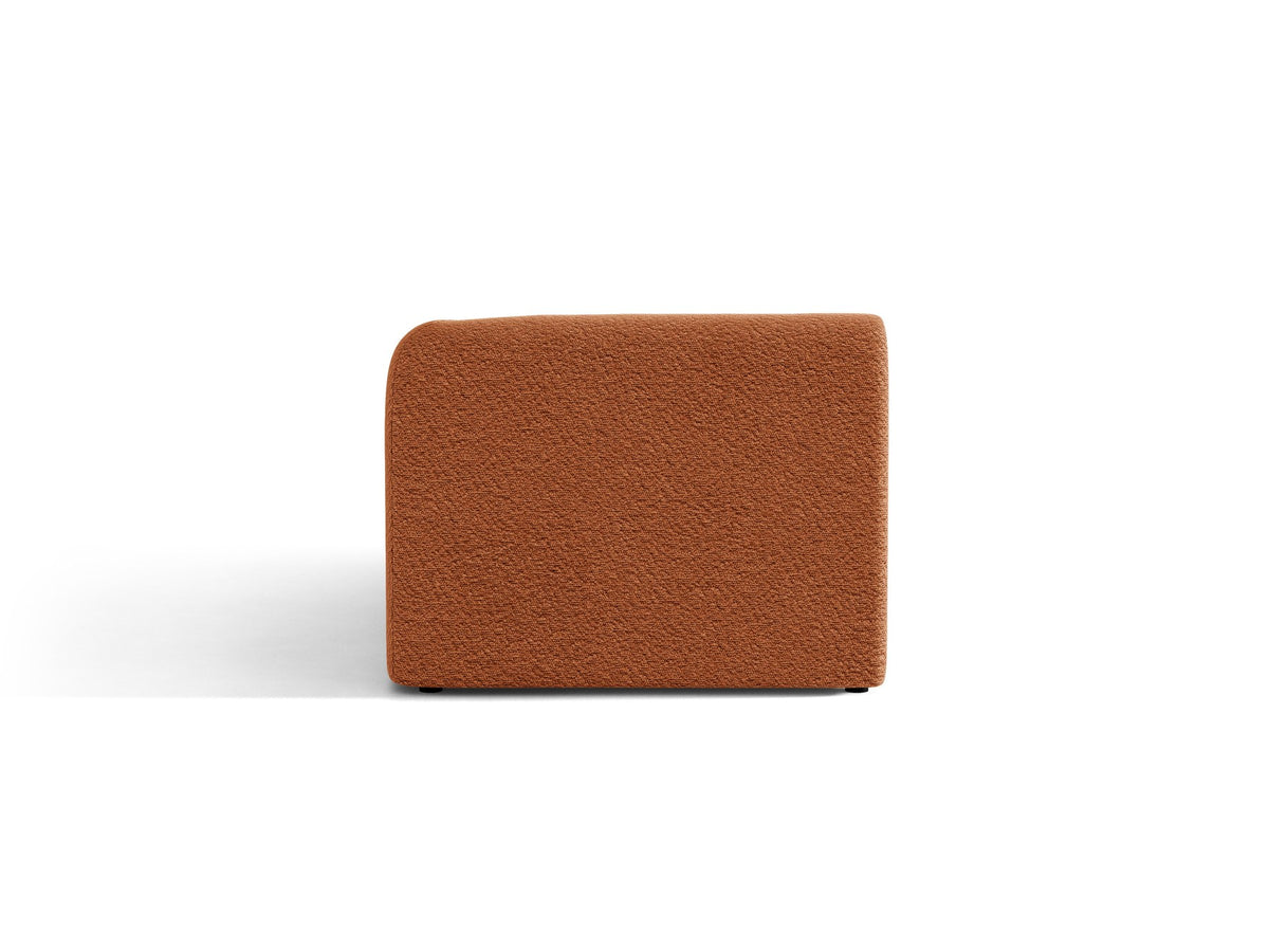 Miley Chaiselongue von Micadoni in Dunkelbeige, Stoffbezug Bluvel, rechtsseitige Ausrichtung, schwarze Kunststoffbeine, modulares Sofa-Element.