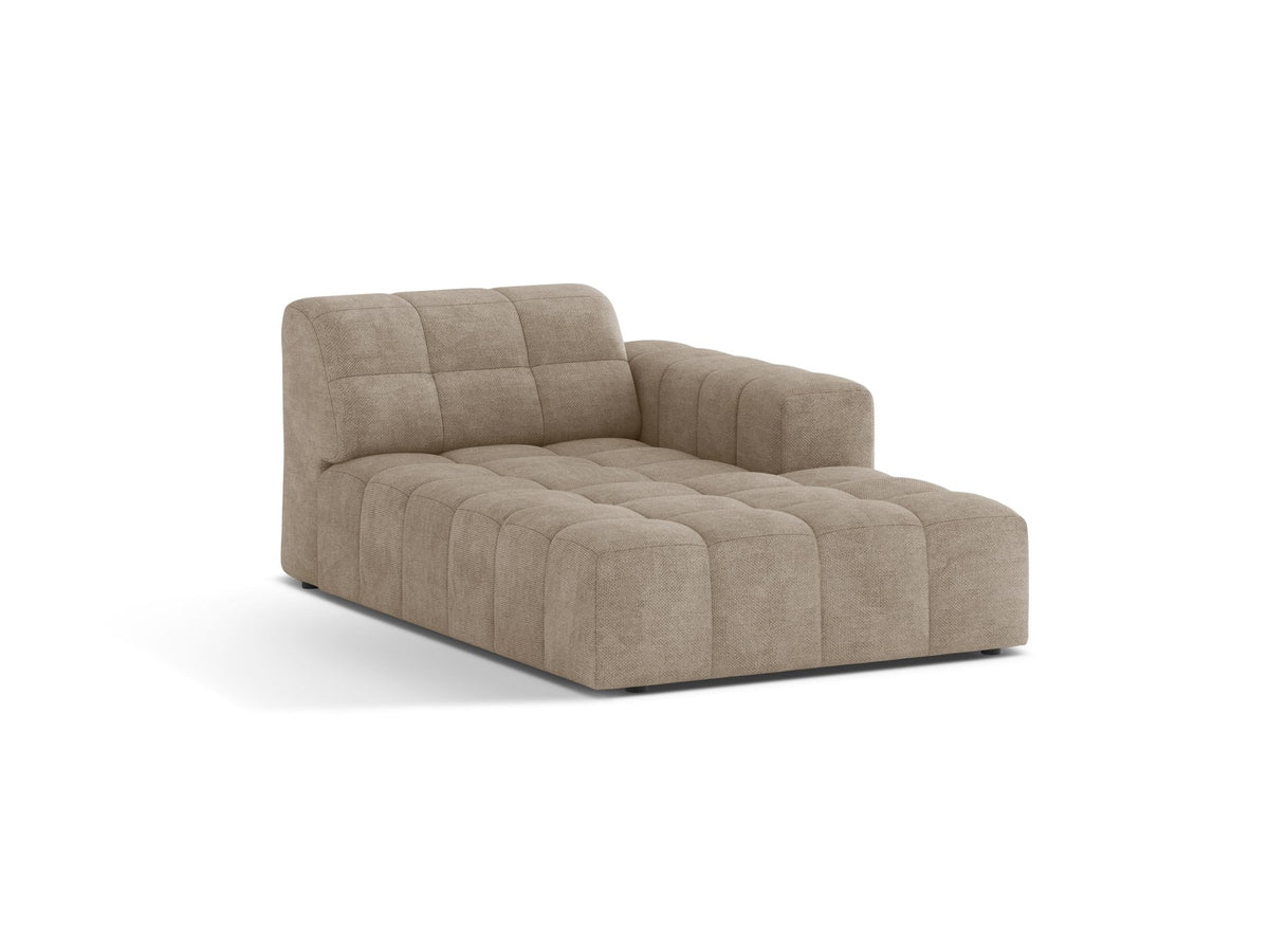 Chaiselongue Jennifer von Micadoni in Leichtes Beige mit Chenille-Bezug Eden 2 Pearl, schwarzen Kunststoffbeinen, rechts ausgerichtet.