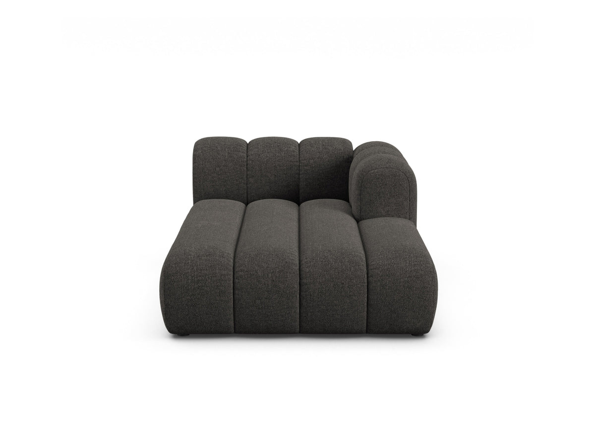 Lupine Chaise Longue rechts 2 Sitzer in Dark Grey-Eden präsentiert im Onlineshop von KAQTU Design AG. Modulares Sofa ist von Micadoni