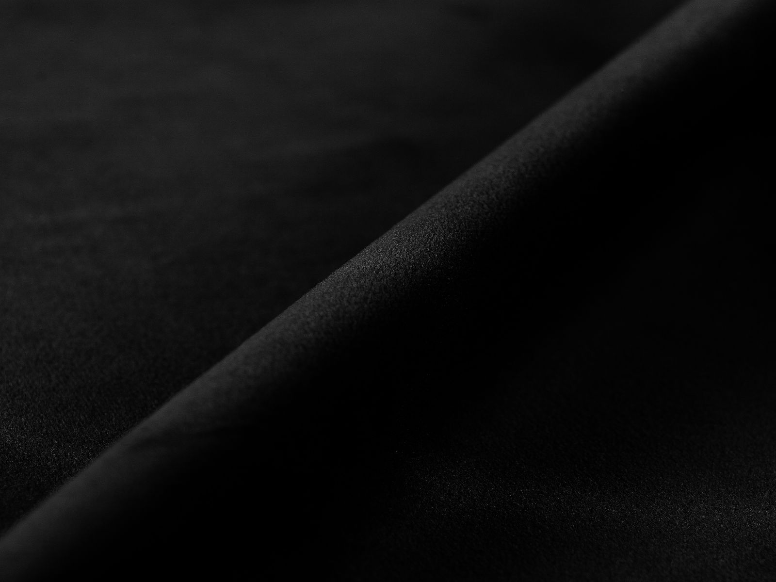 1-Sitzer Chaise Longue rechts Bellis in Black-Venus präsentiert im Onlineshop von KAQTU Design AG. Modulares Sofa ist von Micadoni