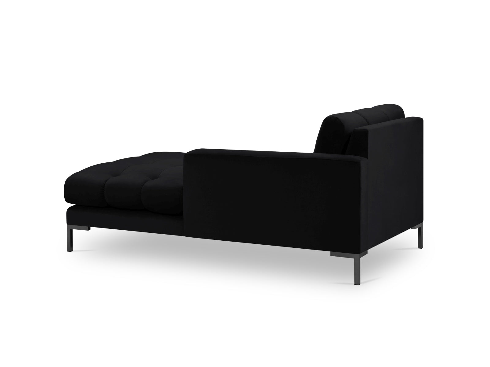 Erleben Sie das Mamaia Velour Sofa Chaise Lounge rechts von Micadoni – ein stilvolles Möbelstück, das Eleganz und Gemütlichkeit in Ihr Zuhause bringt.