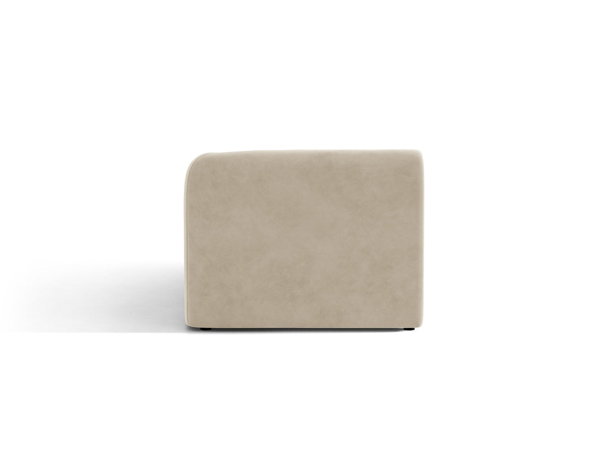Miley Chaiselongue von Micadoni in Dunkelbeige, Stoffbezug Bluvel, rechtsseitige Ausrichtung, schwarze Kunststoffbeine, modulares Sofa-Element.