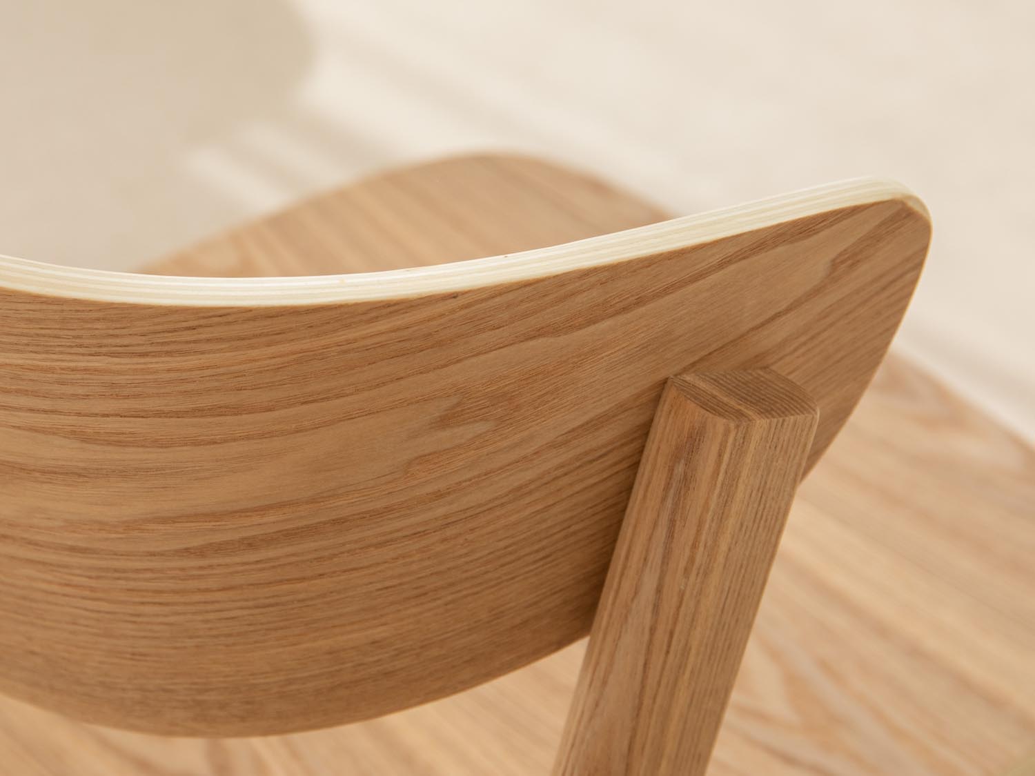 Mares Esszimmerstuhl in präsentiert im Onlineshop von KAQTU Design AG. Stuhl ist von Micadoni