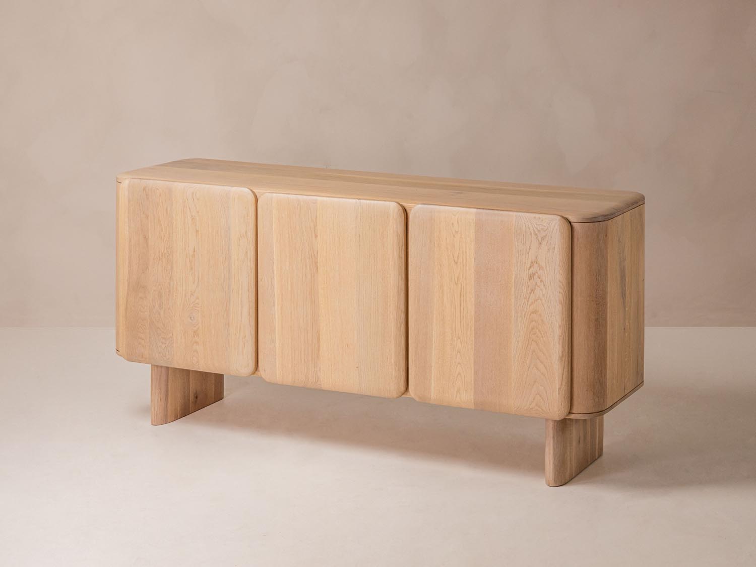Sideboard Aggie, 160x45x75 in präsentiert im Onlineshop von KAQTU Design AG. Sideobard ist von Micadoni