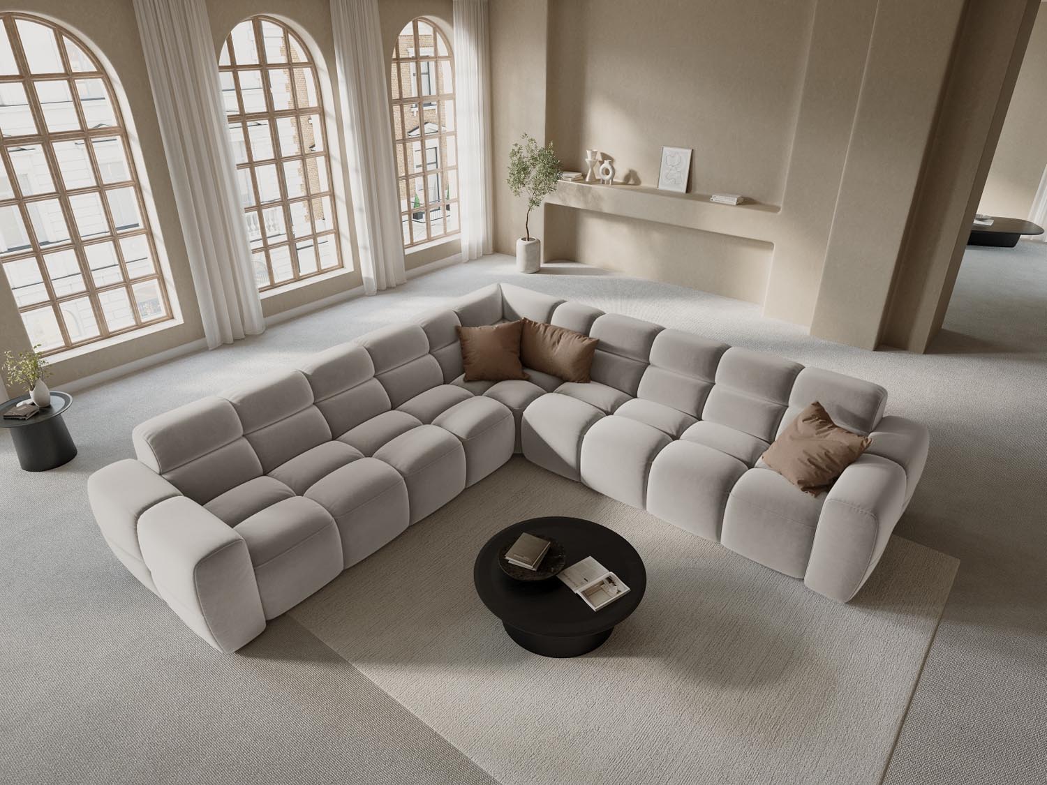 Entdecken Sie das Lisa Velour Symmetrical Ecksofa 5 Sitzer von Micadoni – elegantes Design, erstklassiger Komfort und perfekte Anpassung für Ihr Zuhause.