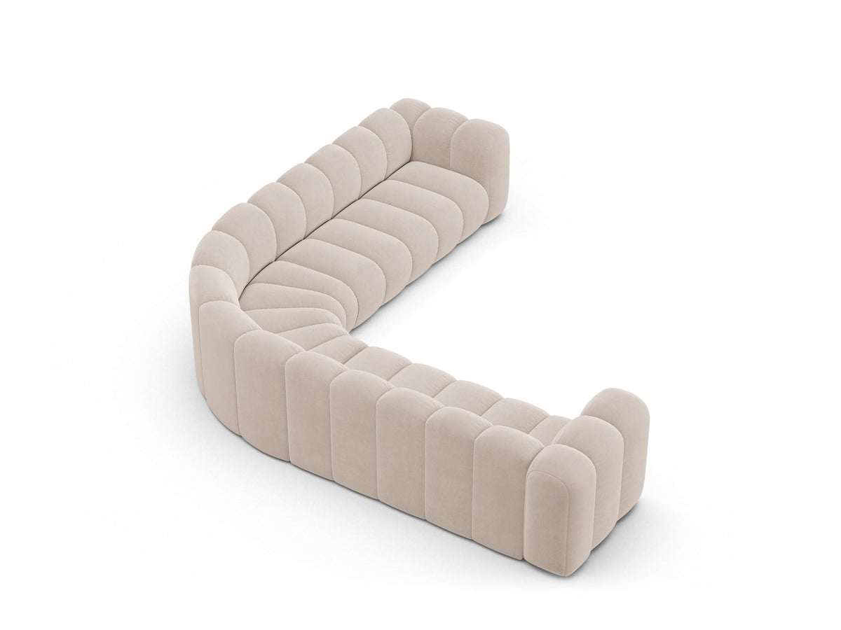 Modulares symmetrisches Ecksofa Lupine von Micadoni in leichtem Beige mit Venus-Samtstoff und schwarzen Kunststoffbeinen aus Polypropylen