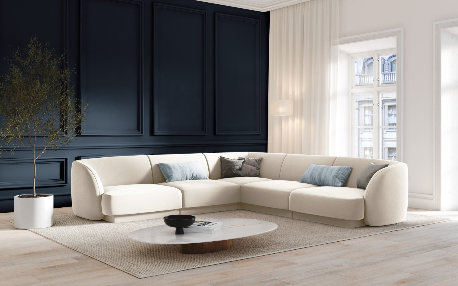 Elegantes Miley Velour Ecksofa in symmetrischer Form, 5-Sitzer in sanftem Beige, ideal für stilvolle Wohnräume.