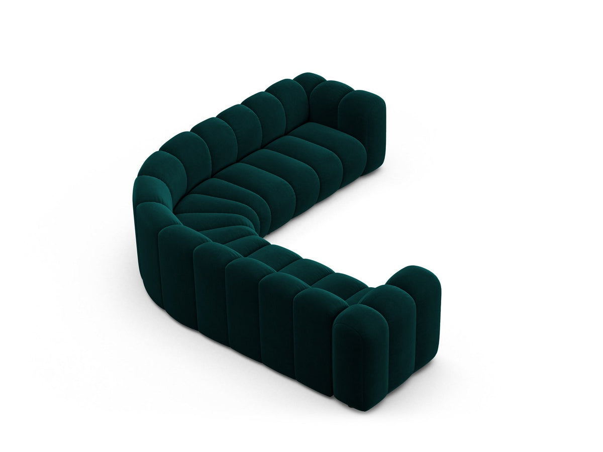 Modulares symmetrisches Ecksofa Lupine von Micadoni in leichtem Beige, Stoffbezug Venus, schwarze Kunststoffbeine, grosszügige Sitzfläche.