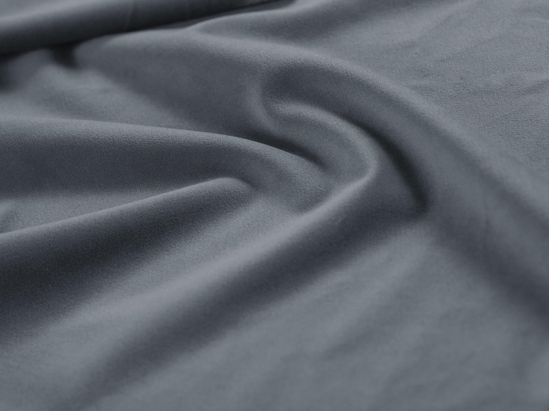 Elegantes Kopfteil Allison in sanftem Light Blue-Bluvel, ideal für stilvolle Schlafzimmer. Hochwertige Verarbeitung von Micadoni.