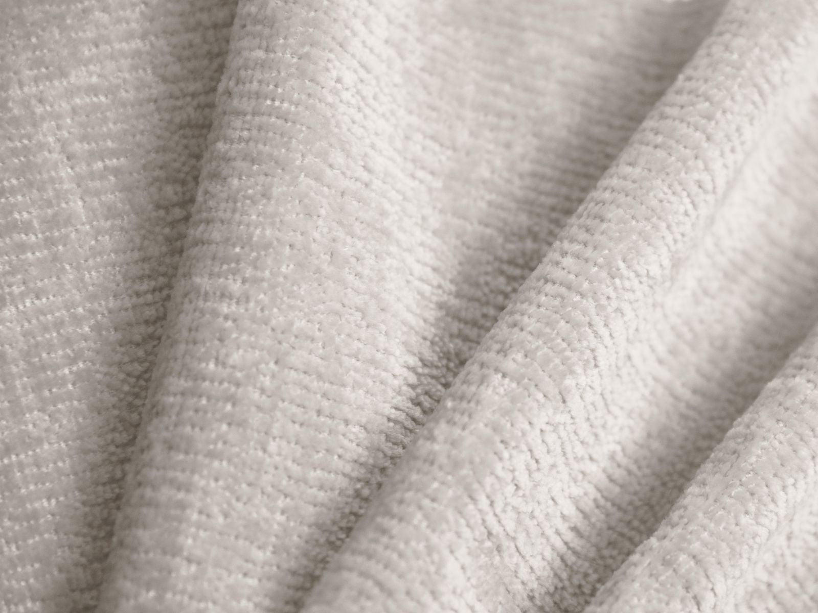 Stilvolles Kopfteil Mistero in zartem Beige, perfekt für moderne Schlafzimmer. Hochwertige Materialien und elegantes Design von Micadoni.