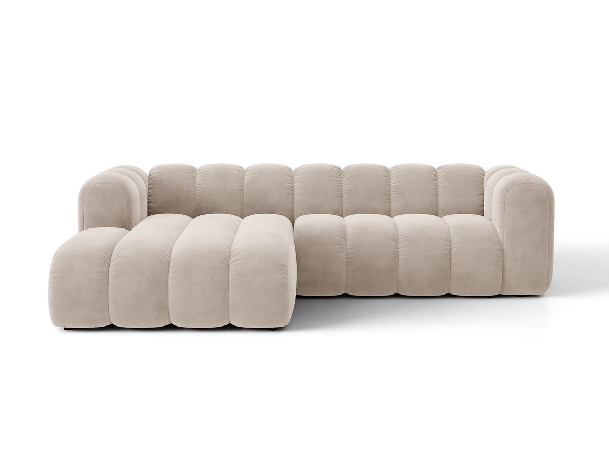 Lupine Ecksofa mit Bettfunktion und Stauraum links, Bezug aus Stoff Eden in Leichtes beige, schwarze Kunststoffbeine, Ecksofa-Form von Micadoni.